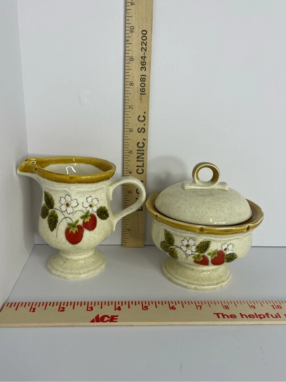 VTG Mikasa Strawberry Festival Creamer and Sugar Bowl Set EB 801 Excellent